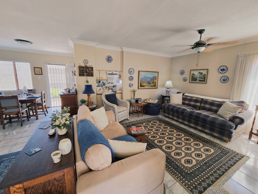 3 Bedroom Property for Sale in Dormehls Drift Western Cape